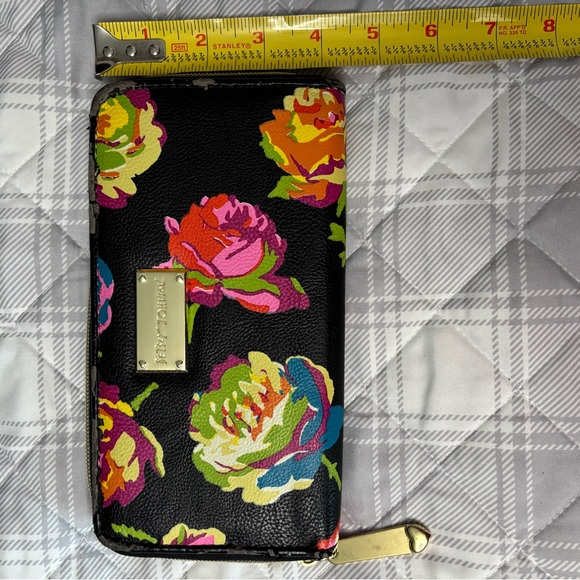Betsey Johnson wallet - Picture 8 of 9